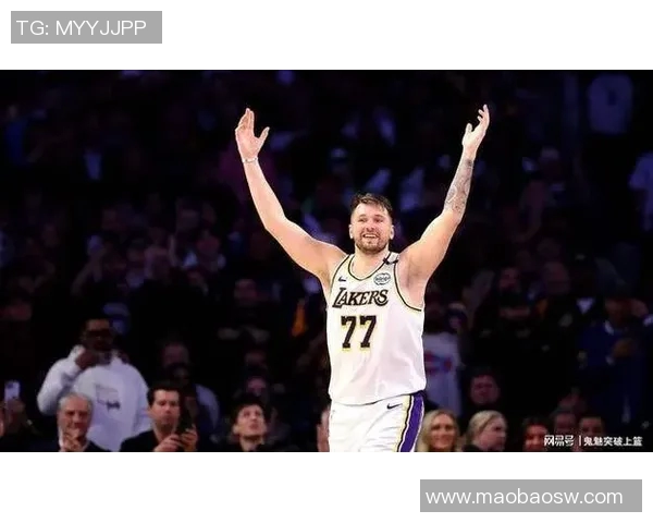 残阵老鹰青春风暴席卷湖人，东契奇空砍，布朗尼成唯一亮点